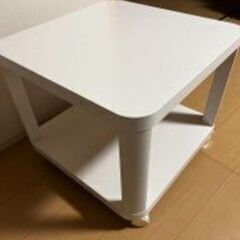 IKEA　TINGBY　ソファサイドテーブル