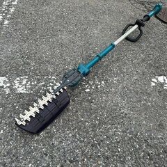 マキタ MUN301LD 充電式ポールバリカン【野田愛宕店】【店頭取引限定