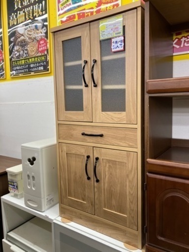 ぼん家具棚の高さを自由自在カップボード　821