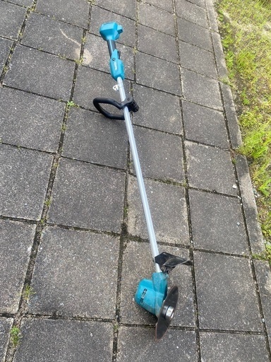 マキタ　充電式草刈機