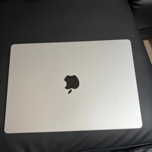 ほぼ未使用MacBookPro