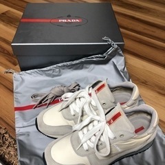 PRADA SPORTS プラダのスニーカー