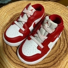 NIKE キッズスニーカー