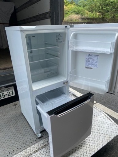 福岡市内配送無料　ハイセンス 【右開き】130L 2ドアノンフロン冷蔵庫 エディオンオリジナル パールホワイト HR-D1302