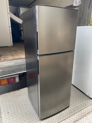 福岡市内配送無料　冷蔵庫 小型 2ドア ひとり暮らし 一人暮らし 138L コンパクト 右開き オフィス 単身 黒 ガンメタリック MAXZEN