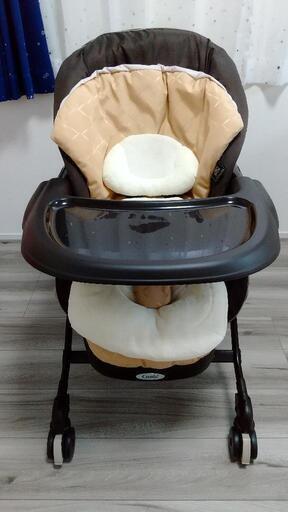 【受渡予定者決定】コンビ製　電動ベビーラック　ネムリラ オートスイング ベッドi　Combi製 auto swing BED i　子育て応援