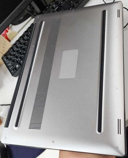 DELL XPS 15 9560 Core i7 7700HQ [新しいSSD]