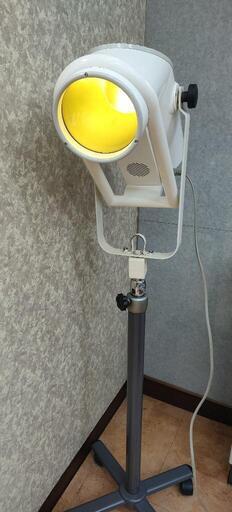 フェイスケア　ボディーケア　バイオプトロン　光エステ　可視光線　美容機器　美顔器