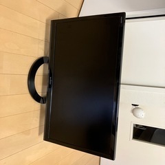 家電　液晶カラーテレビ