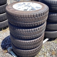 タイヤホイール4本 PIRELLI 205 / 60R16スタッ...