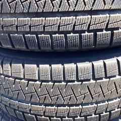 タイヤホイール4本 PIRELLI 205 / 60R16スタッドレス 2018年製