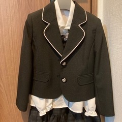 卒園・入学　女の子スーツ　　