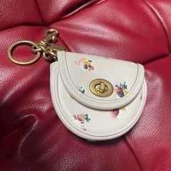 COACH コーチ　ミニサドルバッグチャーム　小物入れ　イヤホンケース