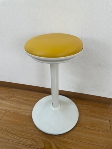 家具 椅子 チェア定価4.6万円　丸椅子　かわいい　伸縮　　オフィスにも