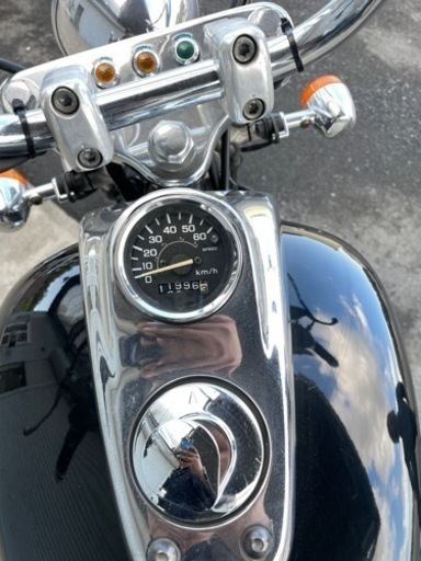 マグナ50 エンジン実動　出来れば取りに来られる方お願いします。 マグナ50 エンジン実動 出来れば取りに来られる方お願いします。