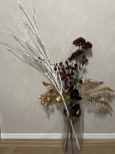 フランフラン造花とニトリフラワーベース