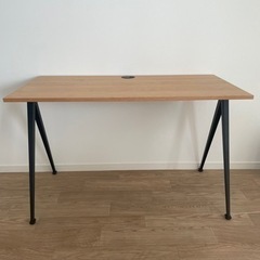 美品　HAY PYRAMID DESK ヘイピラミッドデスク