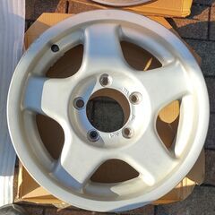 4×4エンジニアリング　ブラッドレーV　16x5.5J OFF±0 / PCD139.7 5穴 4本SET　シルバー