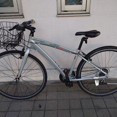 ★★★激安 前カゴ付【DIAMONDBACK ダイヤモンドバック クロスバイク・外装２１段変速】★★★