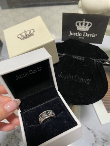 Justin Davis リング