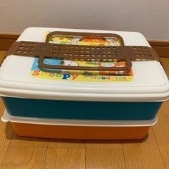 スヌーピー　２段　弁当箱　　ランチボックス　ピクニック　