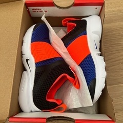 NIKE 子供用スニーカー