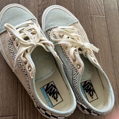 VANSスニーカー