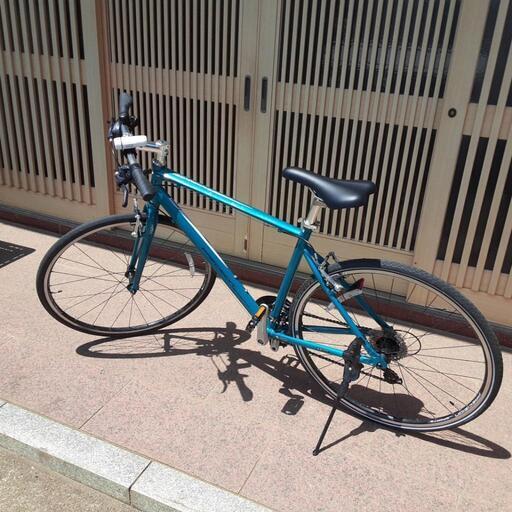 早い者勝ちで5000円値引きもします。美品ピカピカです。　自転車　 クロスバイク　ロードバイク　8段×3速
