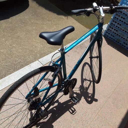 早い者勝ちで5000円値引きもします。美品ピカピカです。 自転車 クロス 