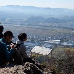 明日、三上山ハイキングしませんか⁉️✨