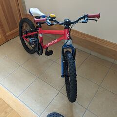 ヨツバサイクル18インチ　ブルーレッド　室内保管　