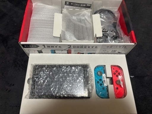 任天堂 Switch本体 収納ケース付き Nintendo Switch 青/赤 本体 ゲーム