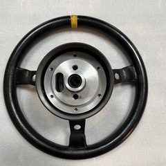 ポルシェ996用ボス付き MOMO ステアリングハンドル