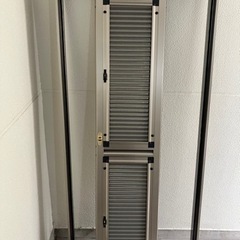 ウィンドウドア