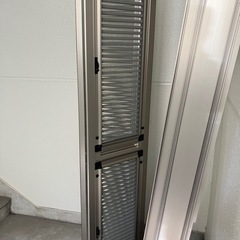 ウィンドウドア