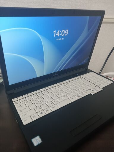 富士通 高年式7世代Corei5　高速大容量SSD960G搭載　メモリ8G CD/DVD/読み書き　大画面15.6インチ　　USB3.0 Wifi対応
