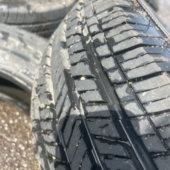 ①車のパーツ タイヤ、ホイール