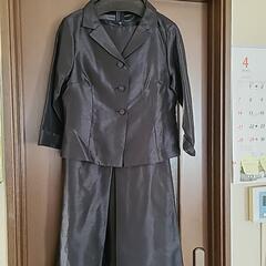 新品 未使用 タグ無し スーツ シャンタン 黒 ブラック スーツ...