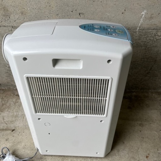 【美品】2021年製　コロナ　冷風除湿機 ホワイト CDM-1021 高年式 コロナ 2021年 CDM-1021 どこでもクーラー 冷風・衣類乾燥除湿機 美品