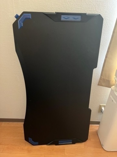 ゲーミングデスク