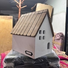 木製　ハウス型　ケース