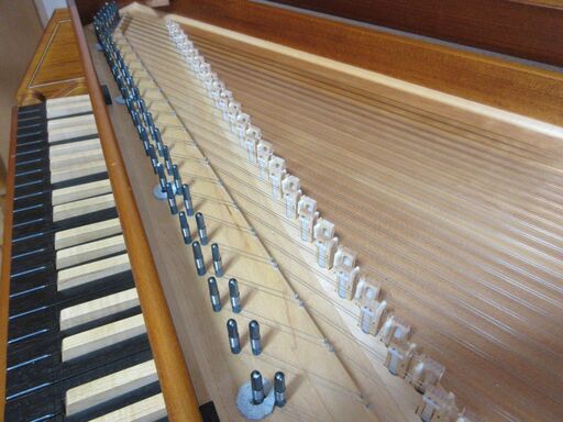 引取り希望】チェンバロ(English Bentside spinet) 引取り希望】チェンバロ(English Bentside spinet)