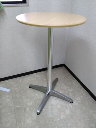 カフェテーブル ハイタイプ 60cm丸 2,000円 21日まで出品