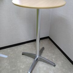 【ネット決済】カフェテーブル ハイタイプ 60cm丸 アルミX脚...