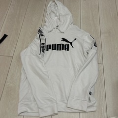 PUMA パーカー レディース