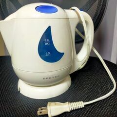 ***最終日：5月3日***中古 Dretec ミニ電気ケトル ...