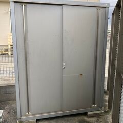 イナバ中型物置　中古