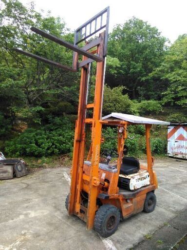 トヨタ フォークリフト 1.5 t (持ち上げ重量) 実動 ガソリンエンジン