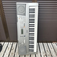  【YAMAHA】  PSR-E303 電子ピアノ