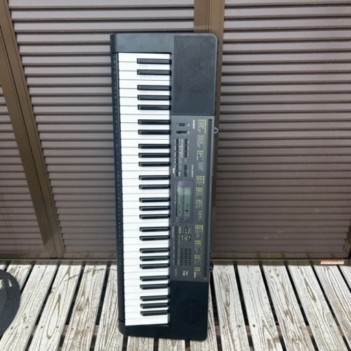 CASIO カシオ  電子キーボード 61鍵盤　 電子ピアノ　CTK-2200